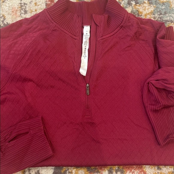 lululemon athletica Long Sleeve Top - Picture 2 of 2